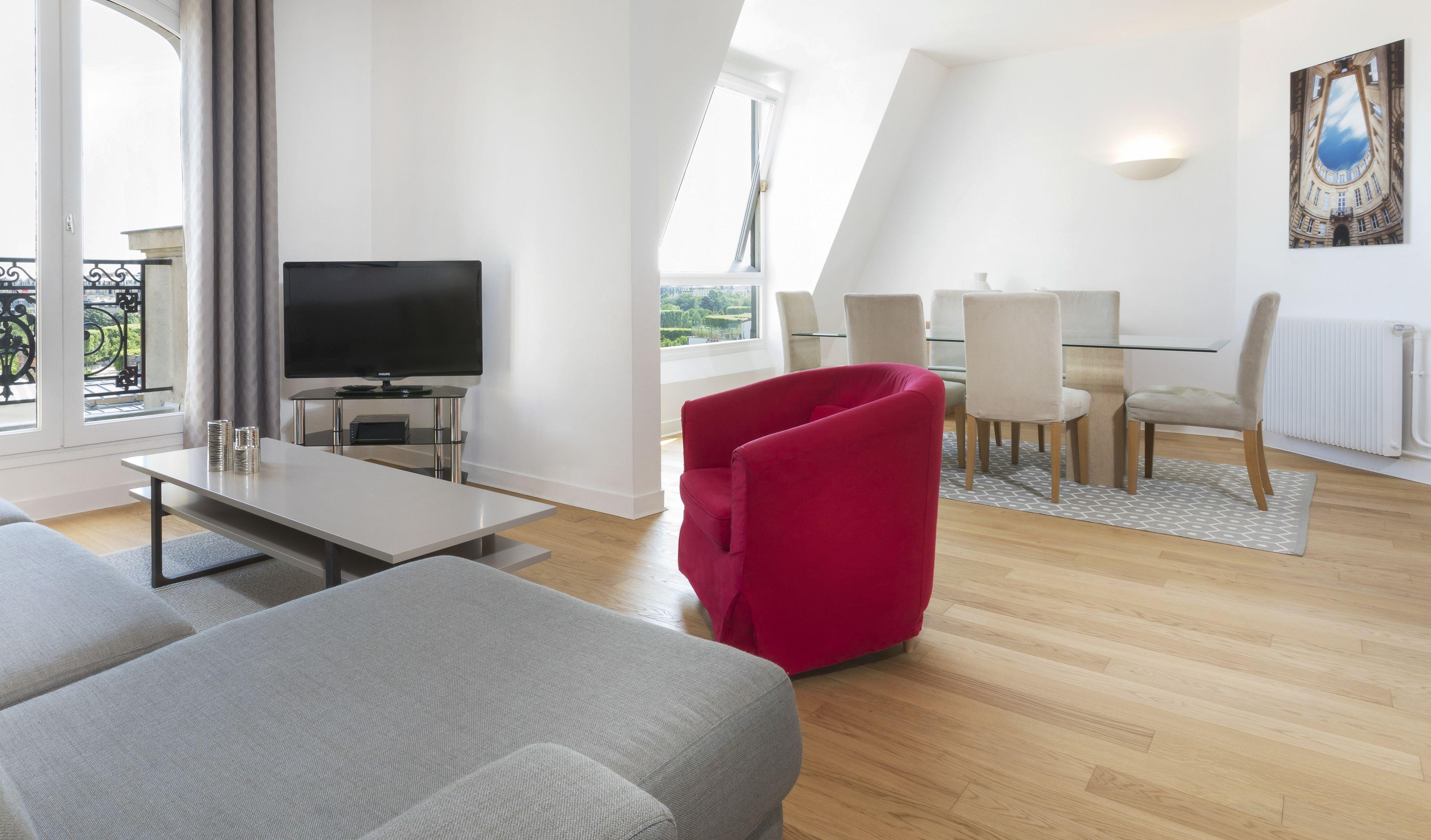 Aparthotel Résidence Charles Floquet 4*