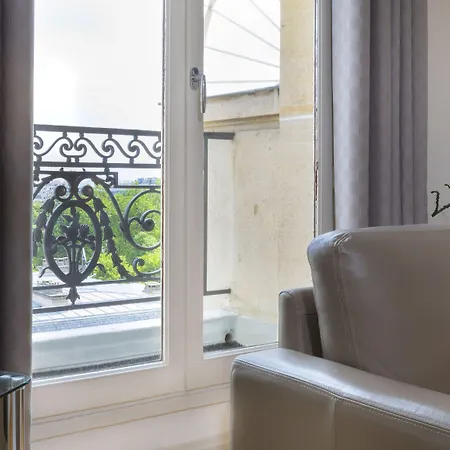 Résidence Charles Floquet Aparthotel Parigi